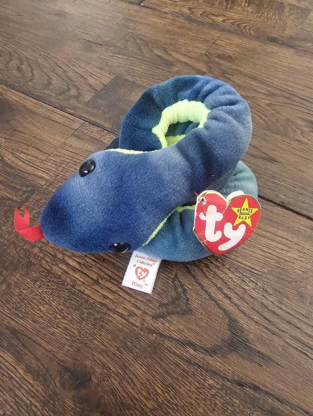 BEANIE BABIES RETIRED 1997 "HISSY" WITH TAG ERRORS
